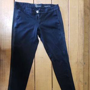 Black skinny jeans